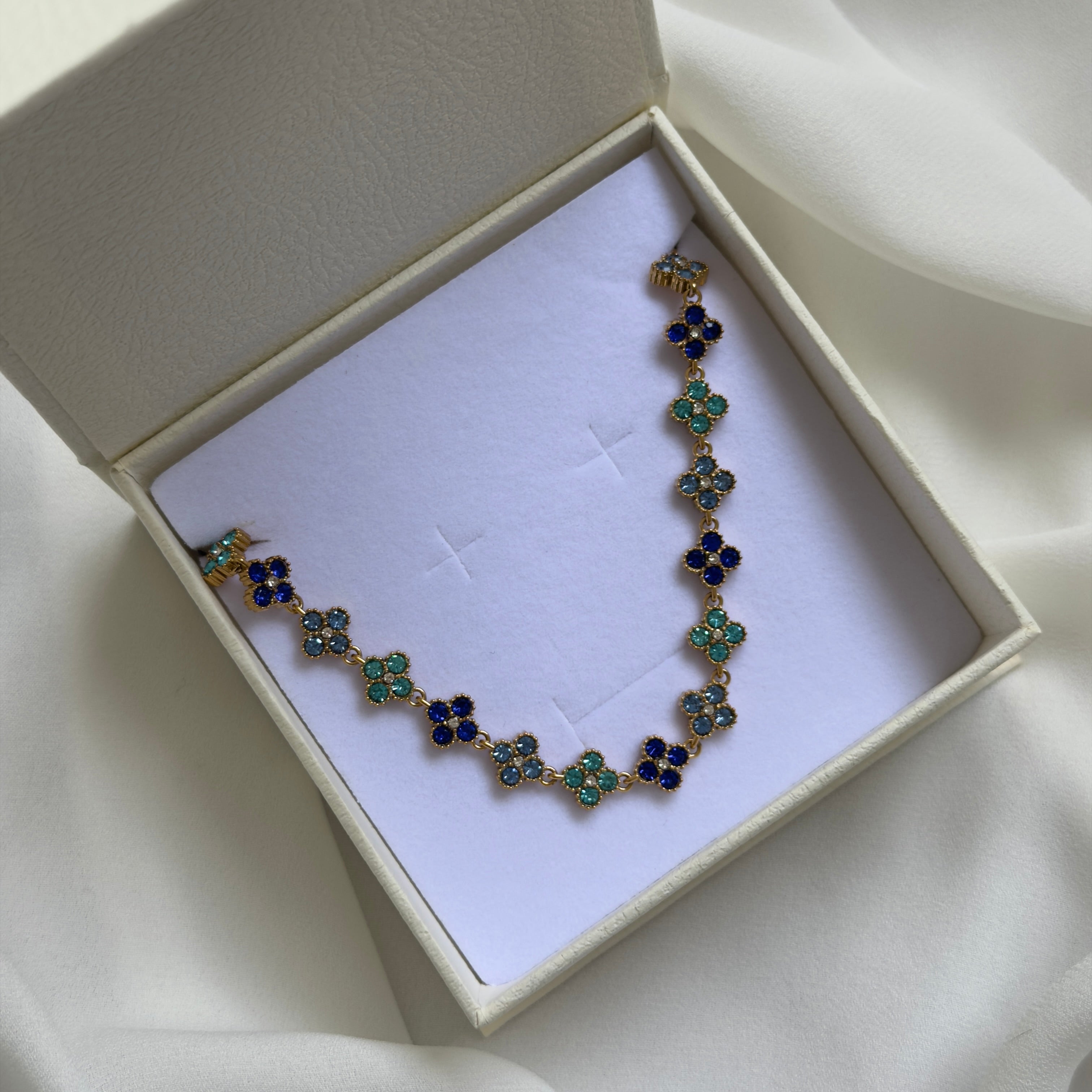 COLLIER BLAIR BLEU