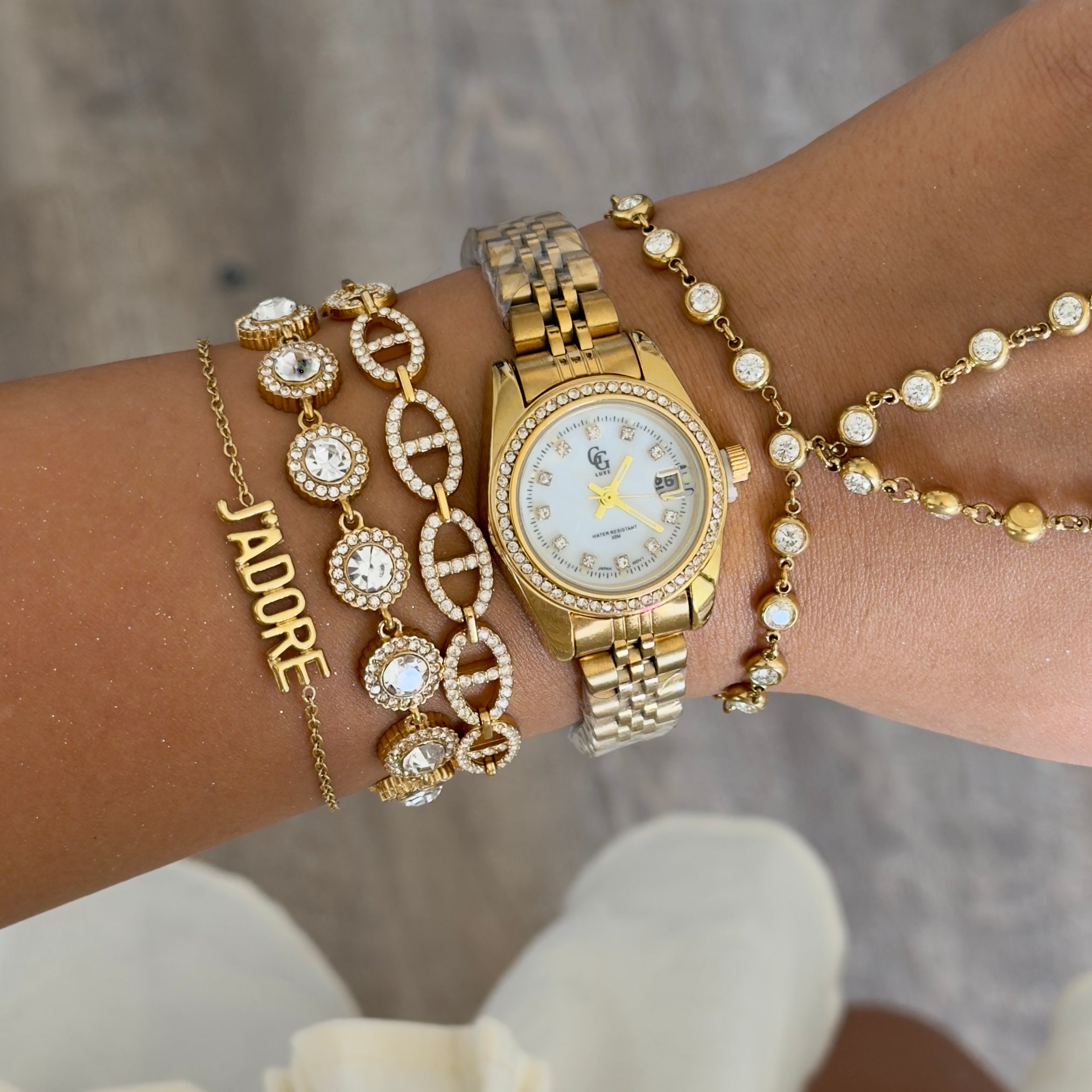 MONTRE MIRA
