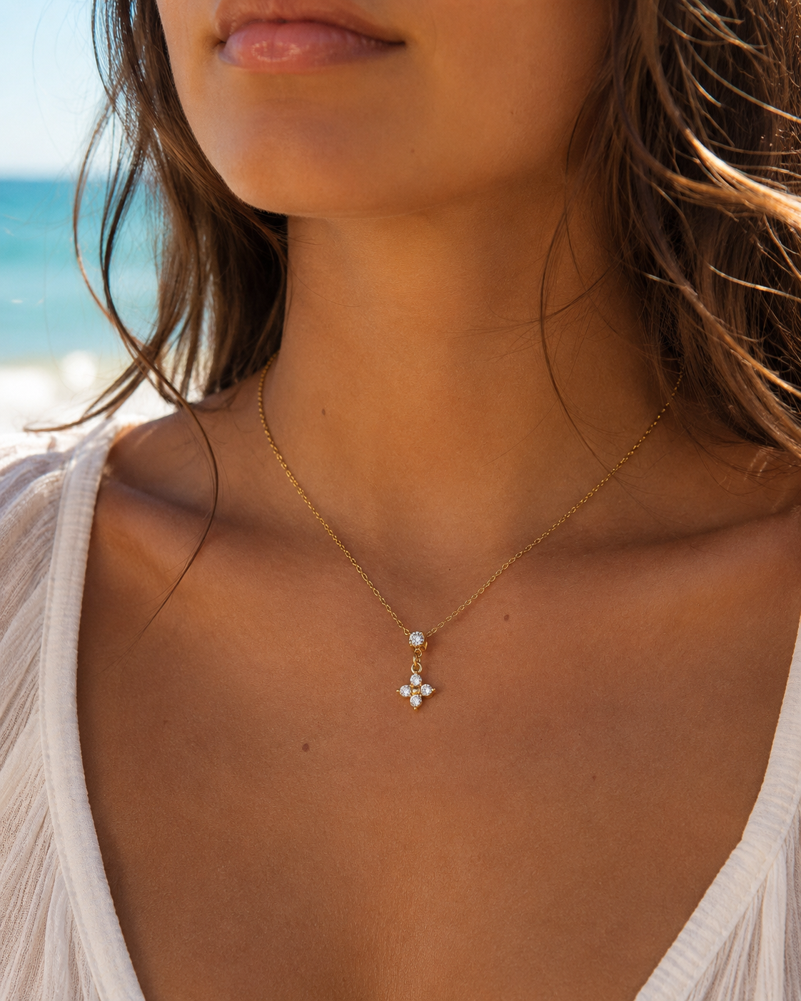 COLLIER ALINA