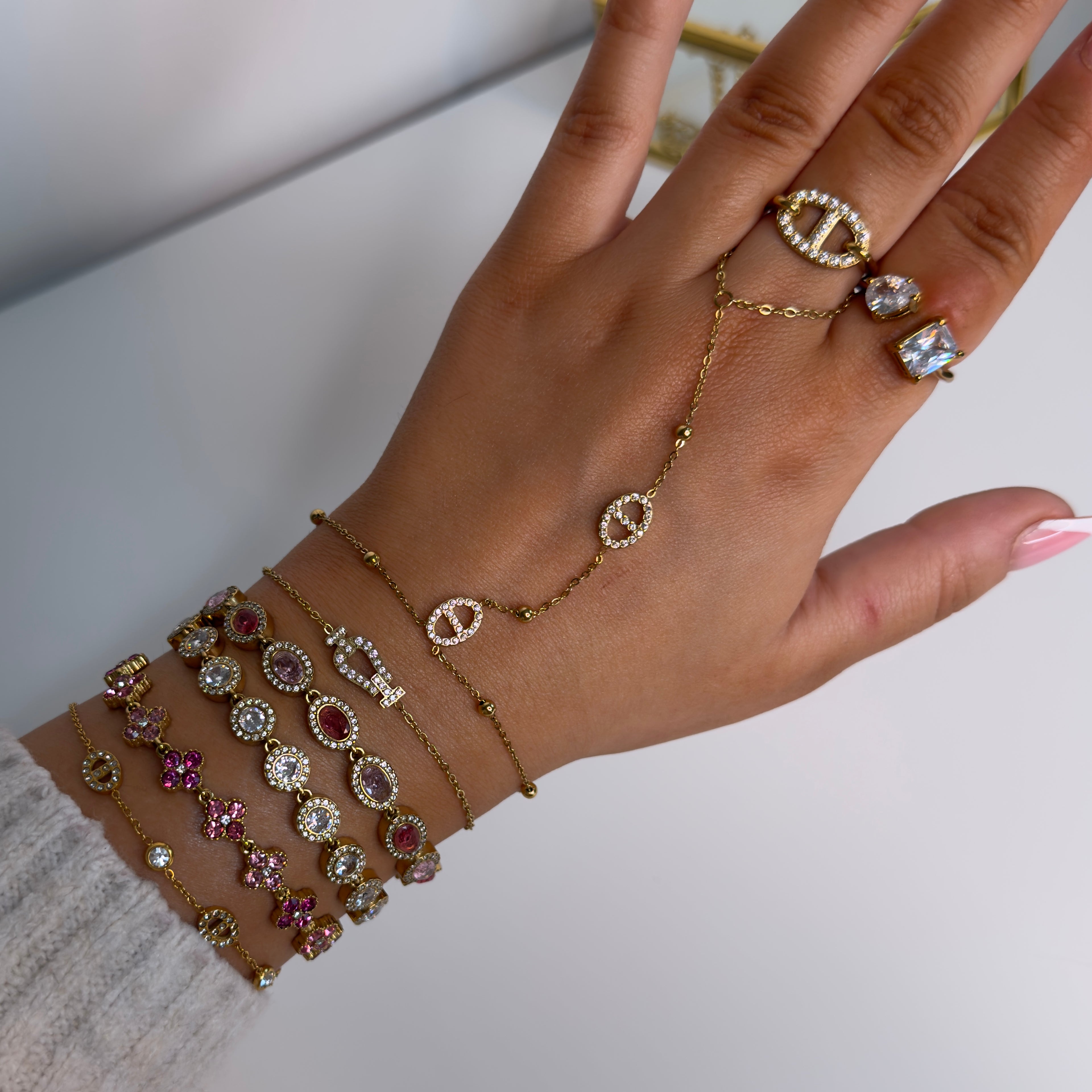 CHAÎNE DE MAIN DALIA