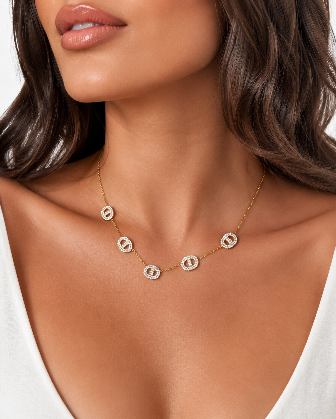 COLLIER HIND
